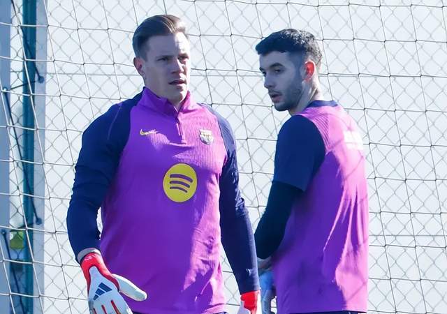 年薪1700万！巴萨33岁队长坐穿板凳：想踢世界杯 必须离队